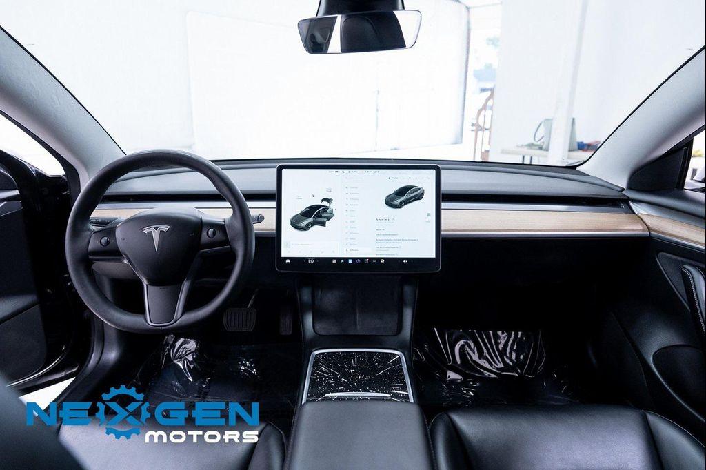 used 2021 Tesla Model 3 car, priced at $21,000