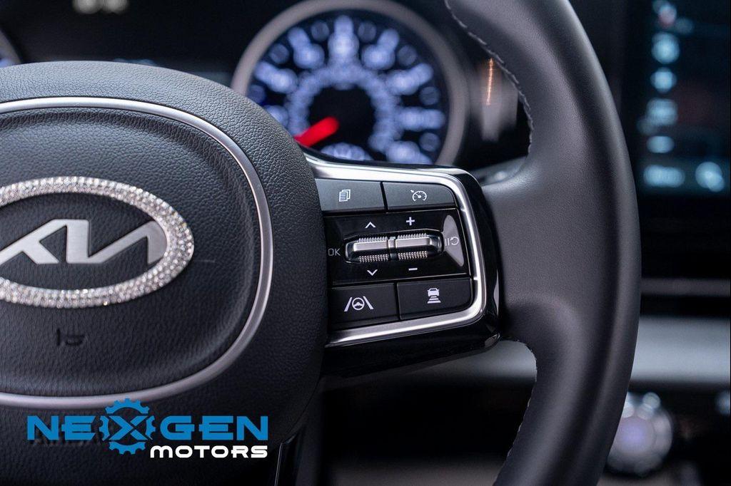 used 2024 Kia Carnival car, priced at $30,500