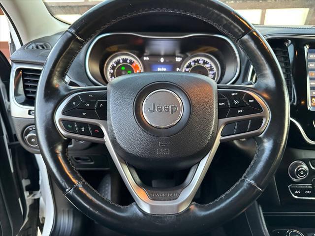 used 2019 Jeep Cherokee car, priced at $12,995