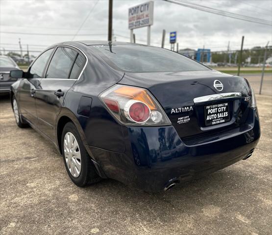 used 2009 Nissan Altima car, priced at $6,995