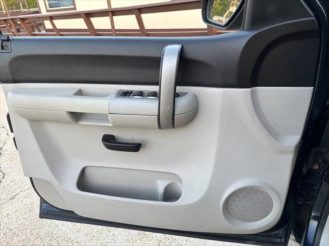 used 2008 Chevrolet Silverado 1500 car, priced at $11,995