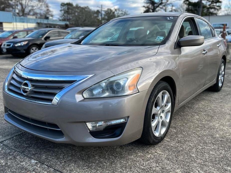 used 2013 Nissan Altima car, priced at $7,995