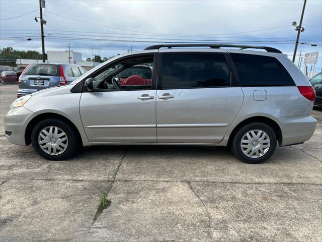 used 2007 Toyota Sienna car, priced at $5,995