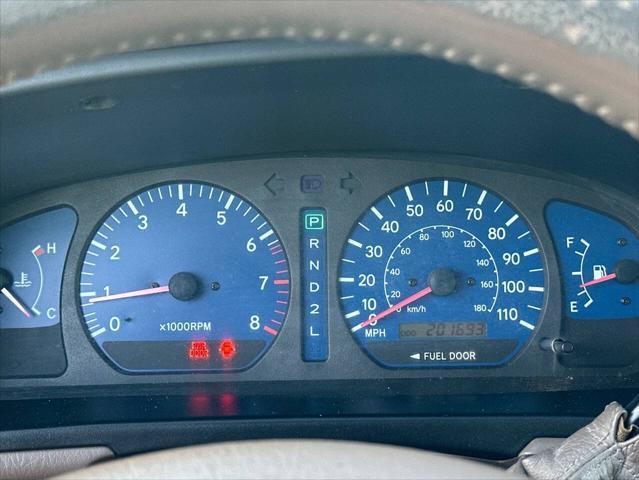 used 2001 Toyota Sienna car, priced at $2,995