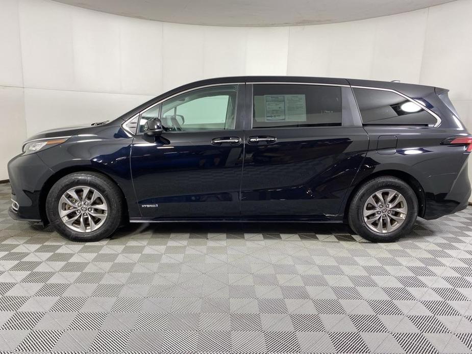 used 2021 Toyota Sienna car, priced at $32,980