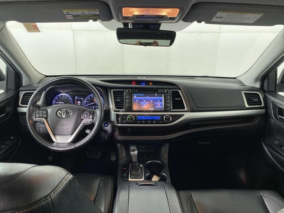 used 2019 Toyota Highlander car, priced at $23,901