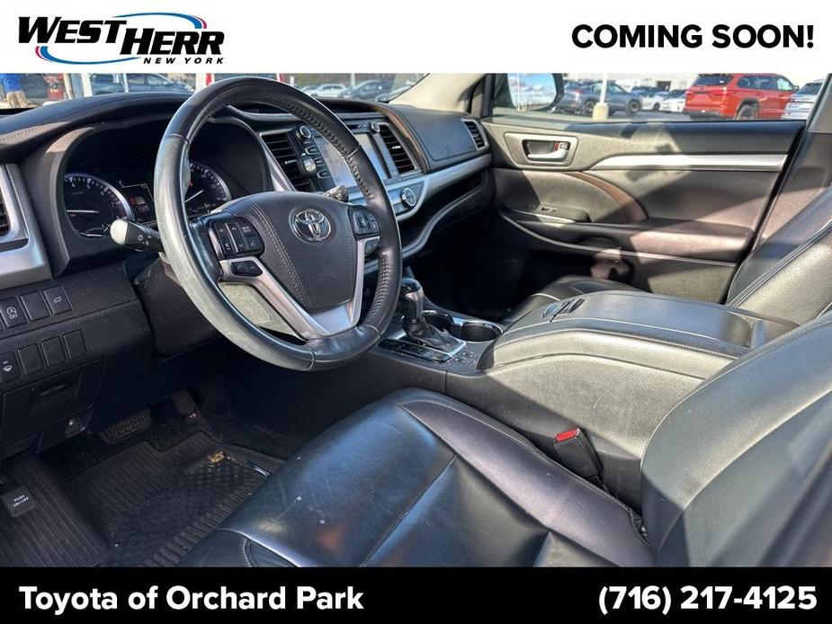 used 2019 Toyota Highlander car, priced at $24,901