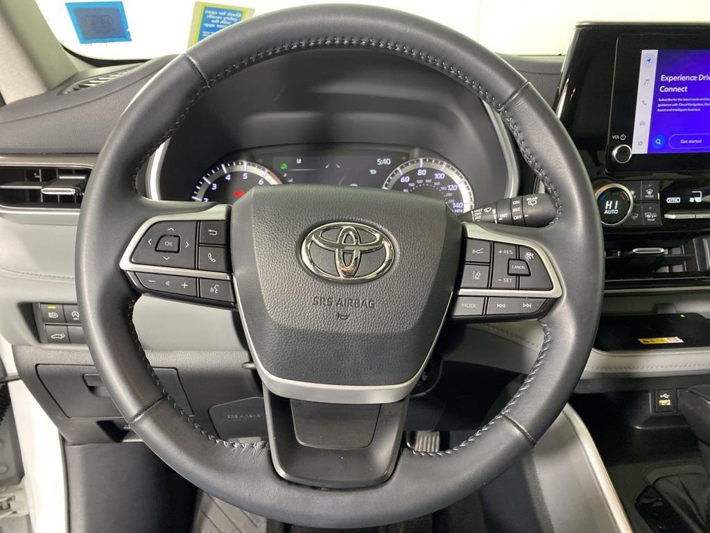 used 2023 Toyota Highlander car, priced at $37,942