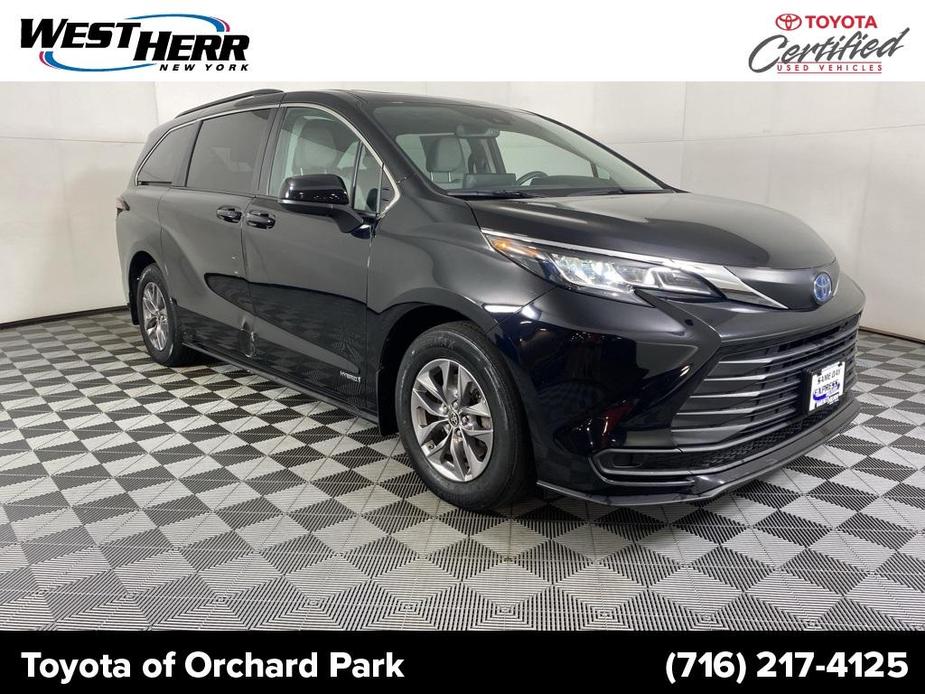 used 2021 Toyota Sienna car, priced at $37,642