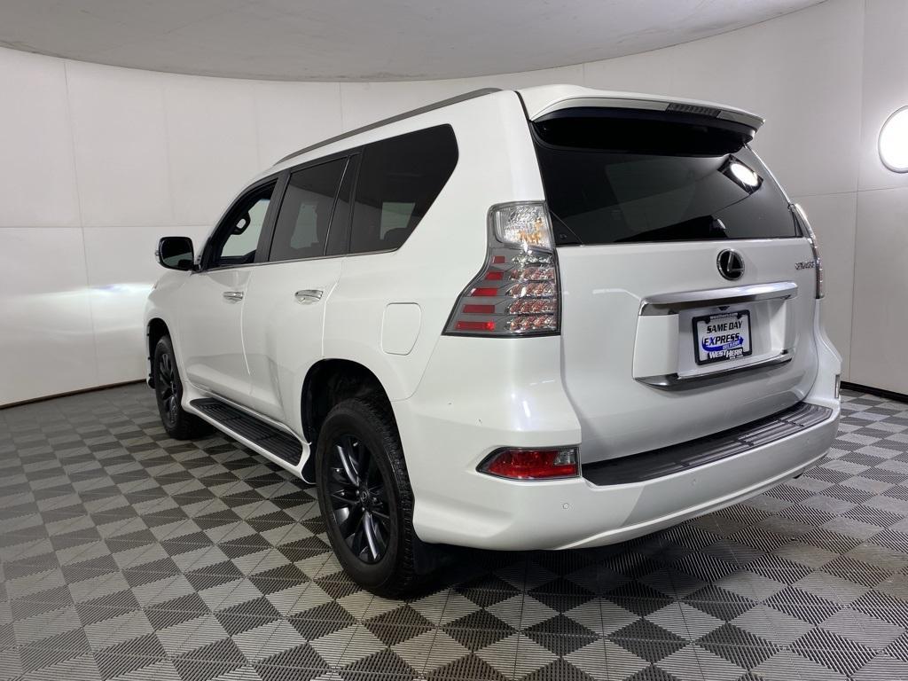 used 2022 Lexus GX 460 car, priced at $53,916