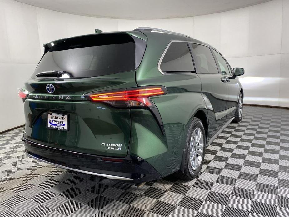 used 2022 Toyota Sienna car, priced at $51,322