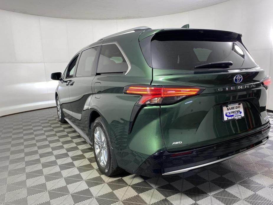 used 2022 Toyota Sienna car, priced at $51,322