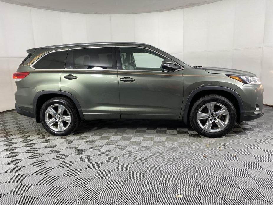 used 2019 Toyota Highlander car, priced at $33,437