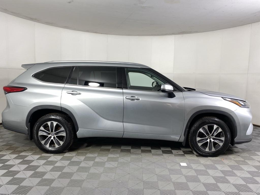 used 2021 Toyota Highlander car, priced at $33,955