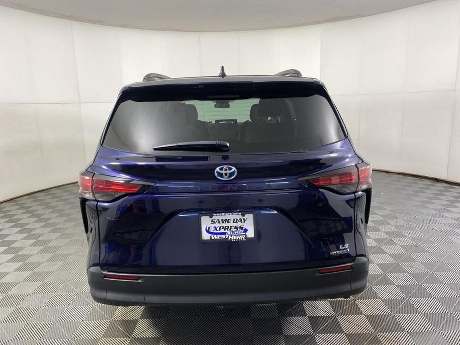 used 2022 Toyota Sienna car, priced at $38,935