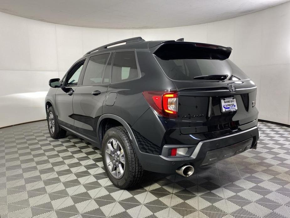 used 2022 Honda Passport car, priced at $30,660