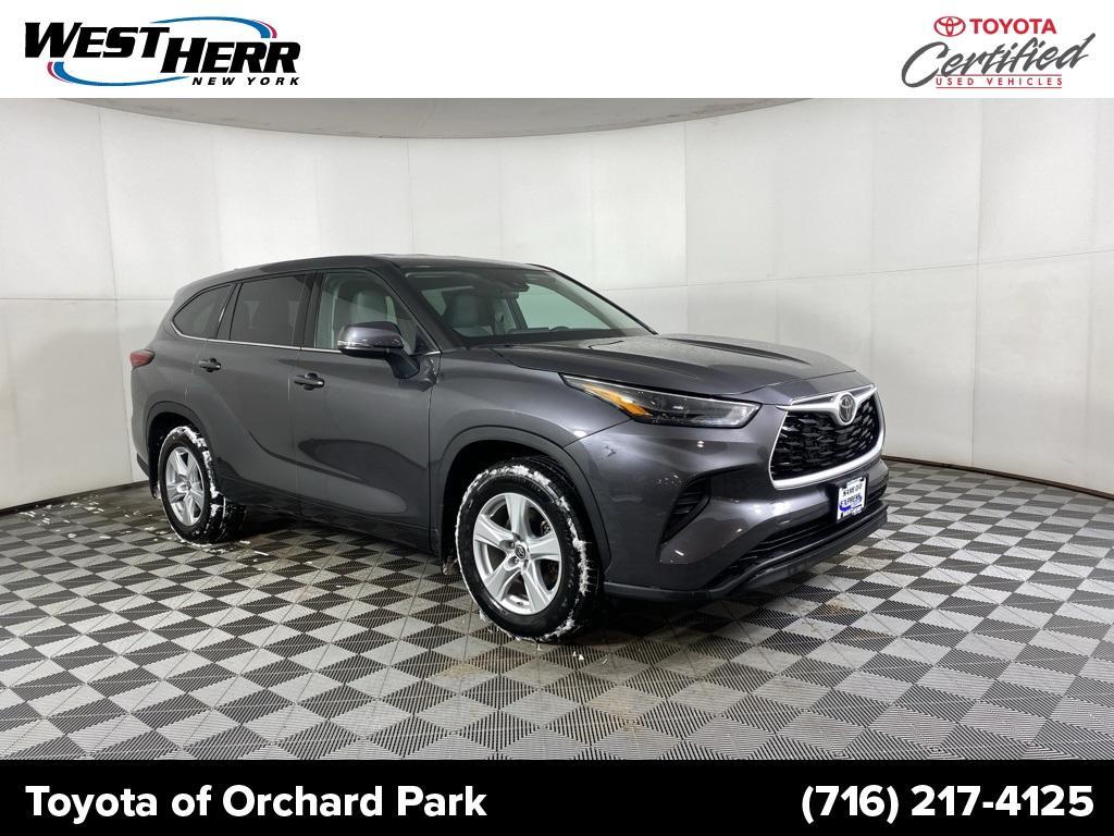 used 2022 Toyota Highlander car, priced at $30,940