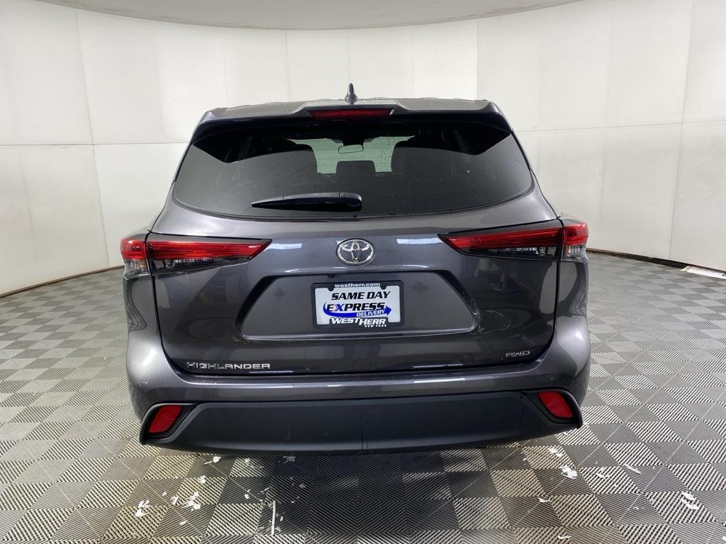 used 2022 Toyota Highlander car, priced at $30,940