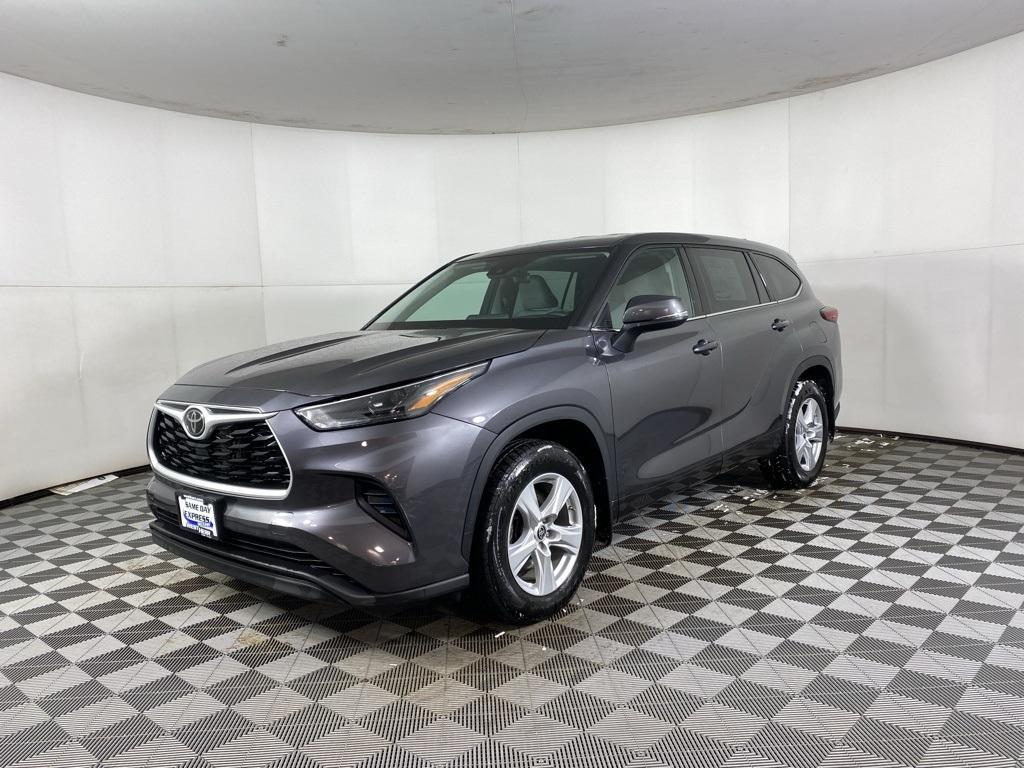 used 2022 Toyota Highlander car, priced at $30,940