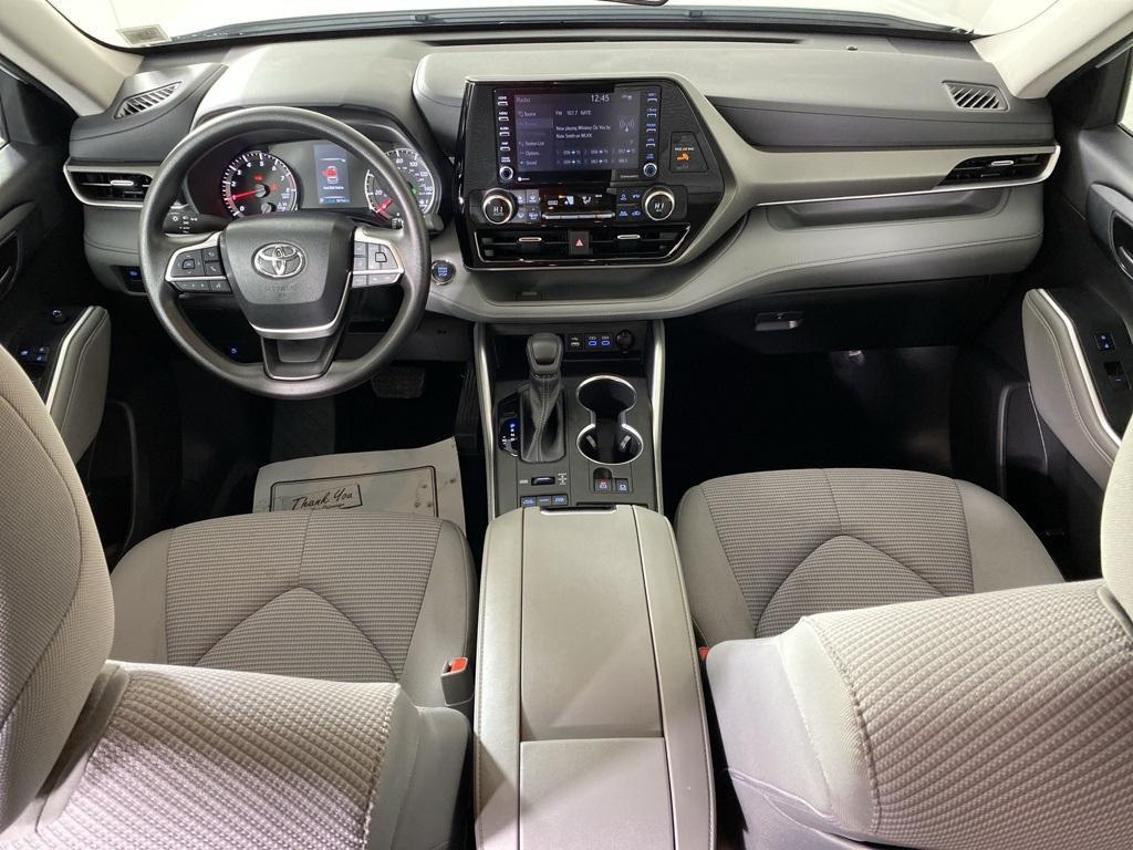 used 2022 Toyota Highlander car, priced at $32,230