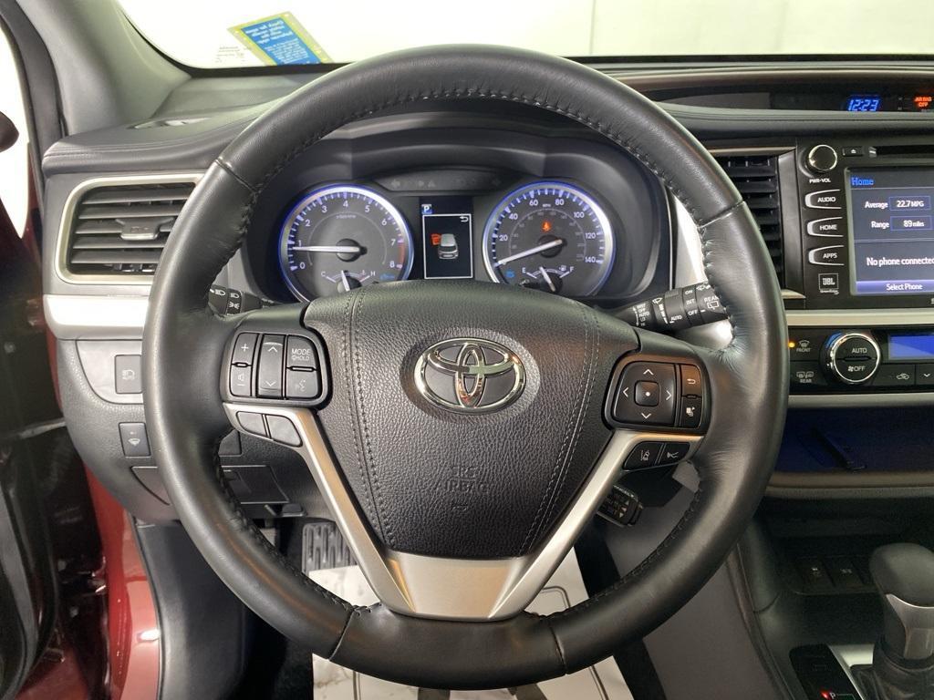 used 2019 Toyota Highlander car, priced at $32,535