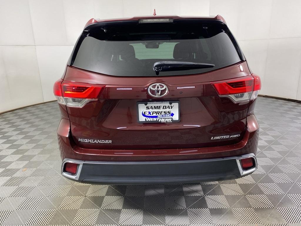 used 2019 Toyota Highlander car, priced at $32,535