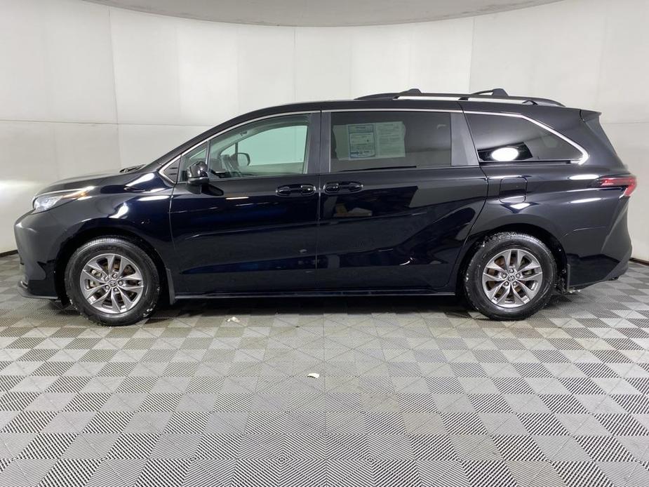 used 2023 Toyota Sienna car, priced at $41,918