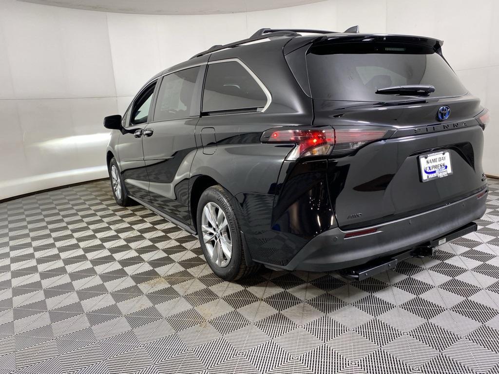 used 2023 Toyota Sienna car, priced at $49,928