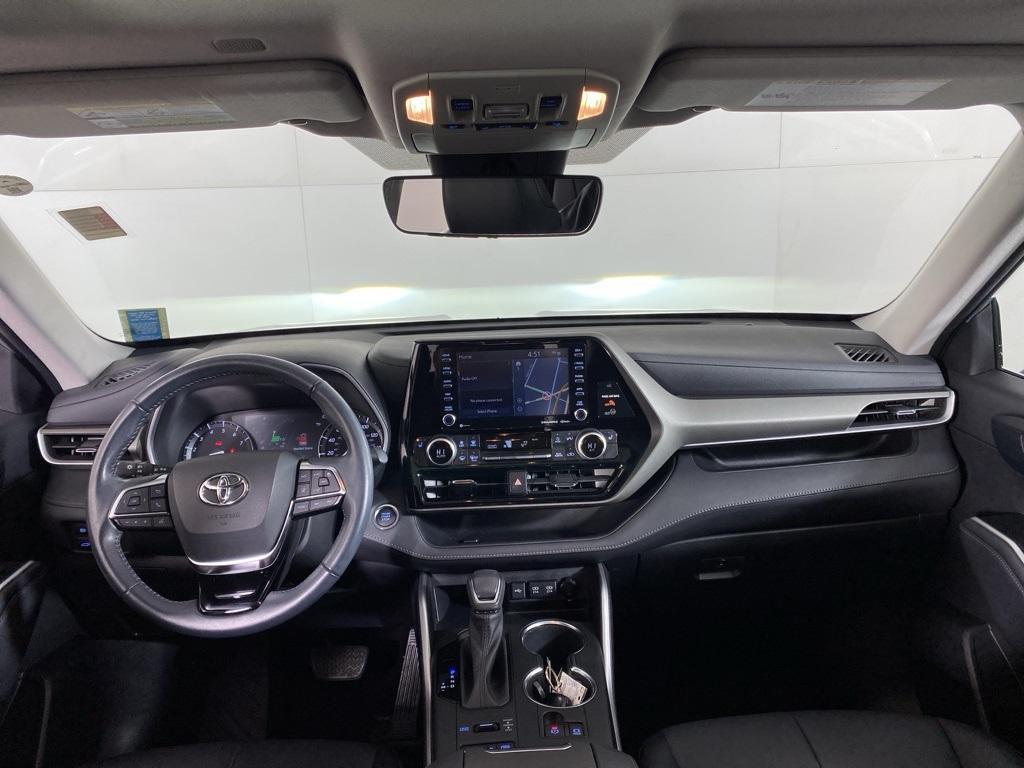 used 2021 Toyota Highlander car, priced at $33,464