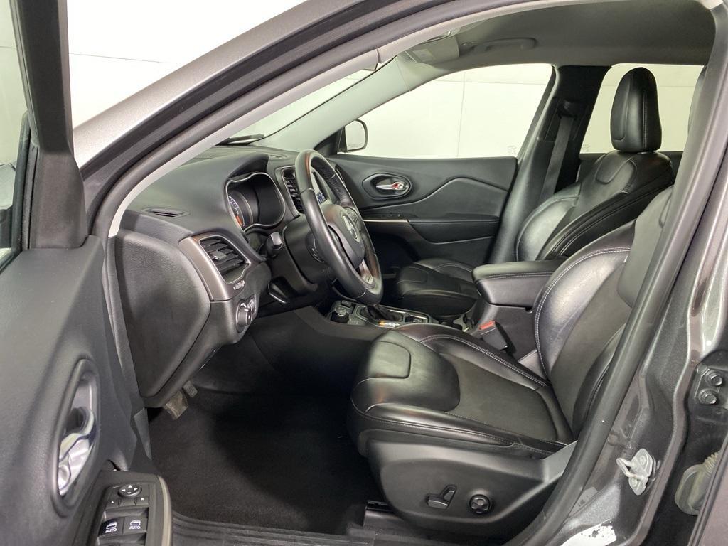 used 2019 Jeep Cherokee car, priced at $17,975