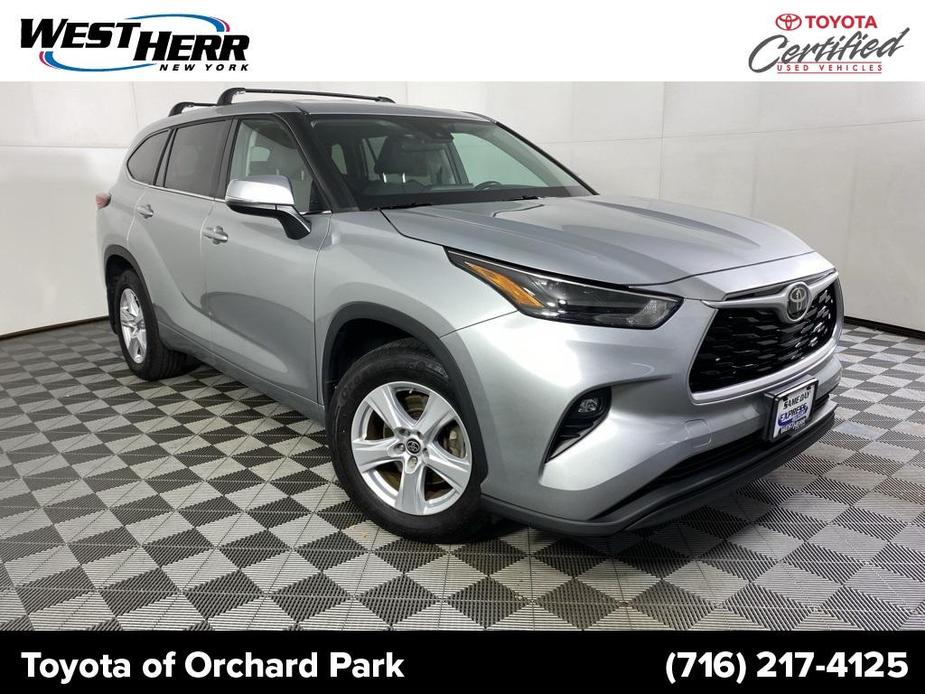 used 2022 Toyota Highlander car, priced at $30,963