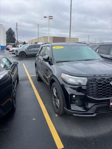 new 2025 Ford Explorer car, priced at $54,750