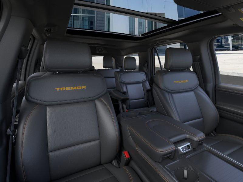 new 2025 Ford Expedition car, priced at $81,323