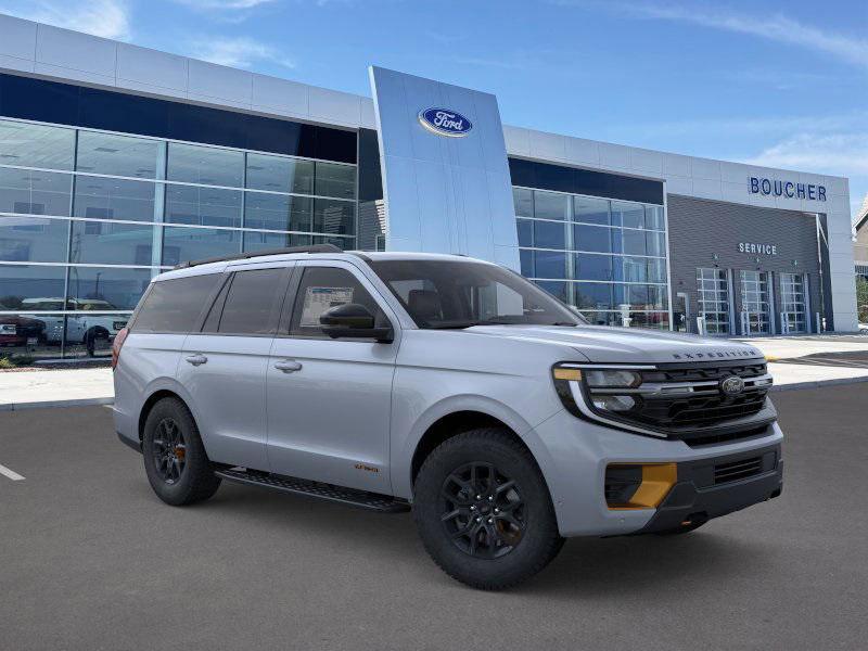 new 2025 Ford Expedition car, priced at $81,323