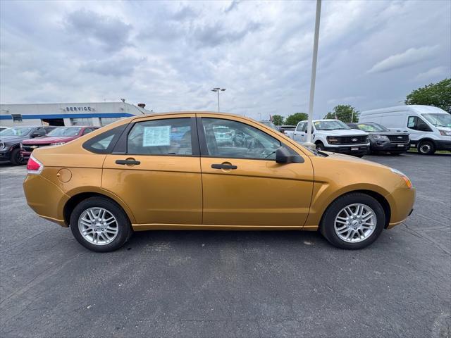 used 2009 Ford Focus car, priced at $7,250