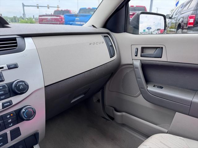 used 2009 Ford Focus car, priced at $7,250