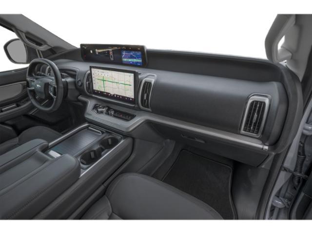 new 2025 Ford Expedition car, priced at $73,400