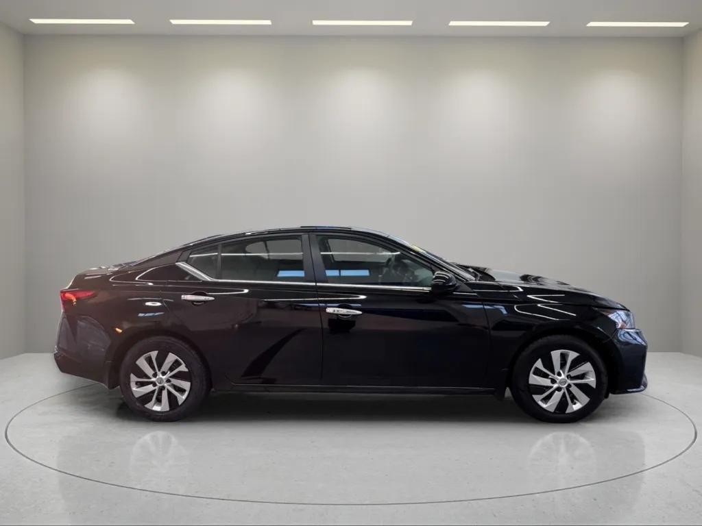 used 2023 Nissan Altima car, priced at $18,995