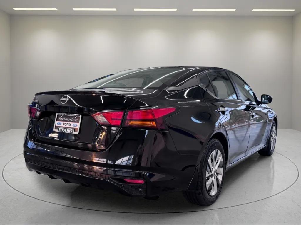 used 2023 Nissan Altima car, priced at $18,995