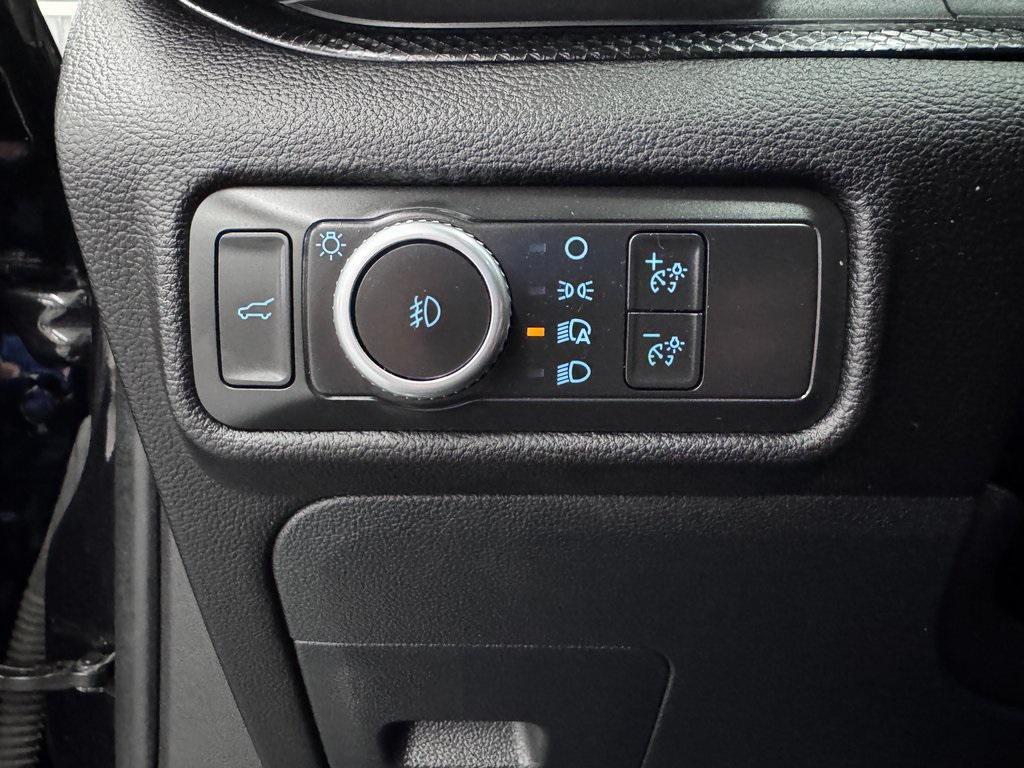 used 2022 Ford Explorer car, priced at $33,997