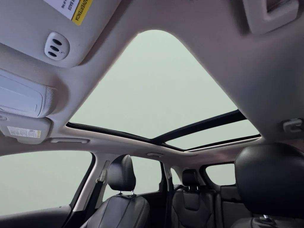 used 2019 Ford Edge car, priced at $23,777