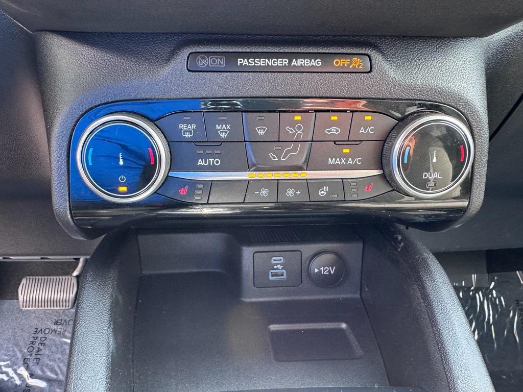used 2022 Ford Escape car, priced at $23,995