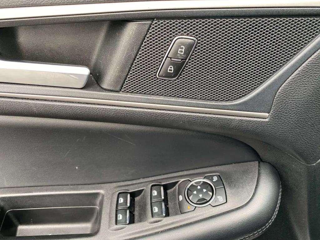 used 2023 Ford Edge car, priced at $26,897