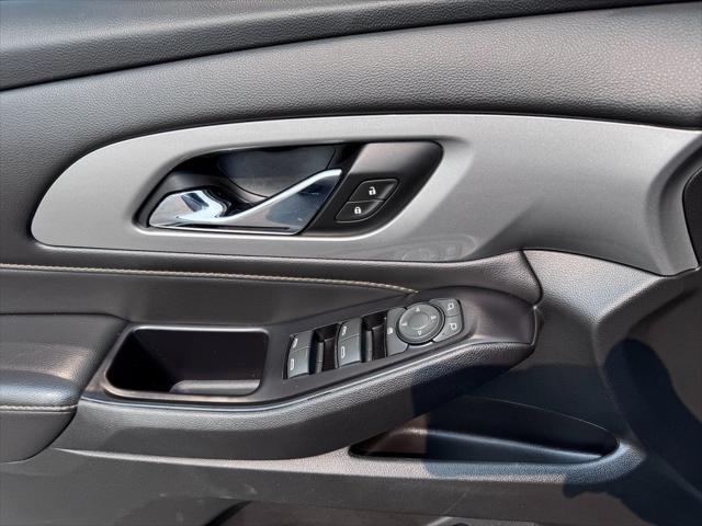 used 2020 Chevrolet Traverse car, priced at $23,777