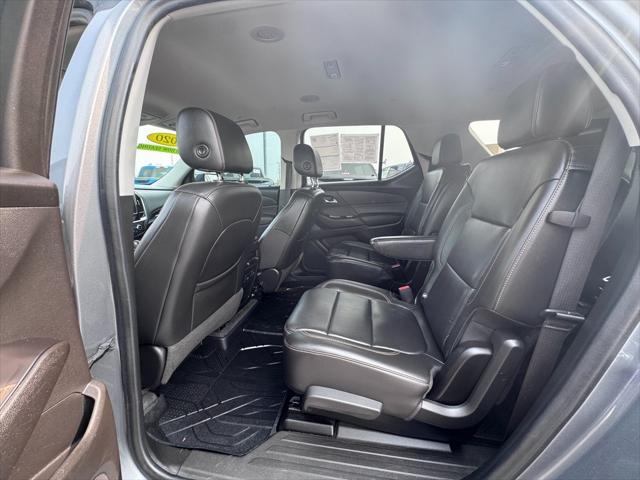 used 2020 Chevrolet Traverse car, priced at $23,777