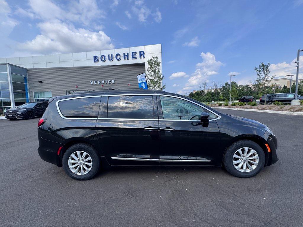 used 2017 Chrysler Pacifica car, priced at $14,277