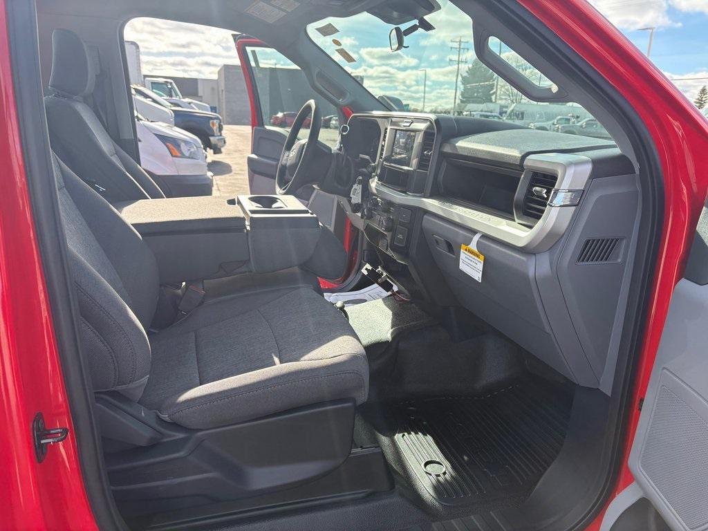 new 2025 Ford F-250 car, priced at $65,650