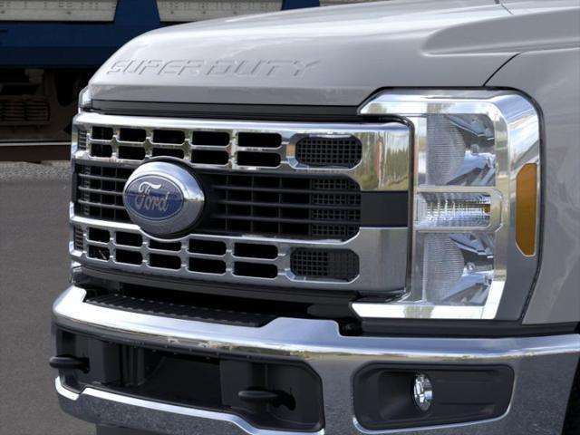 new 2025 Ford F-350 car, priced at $55,555