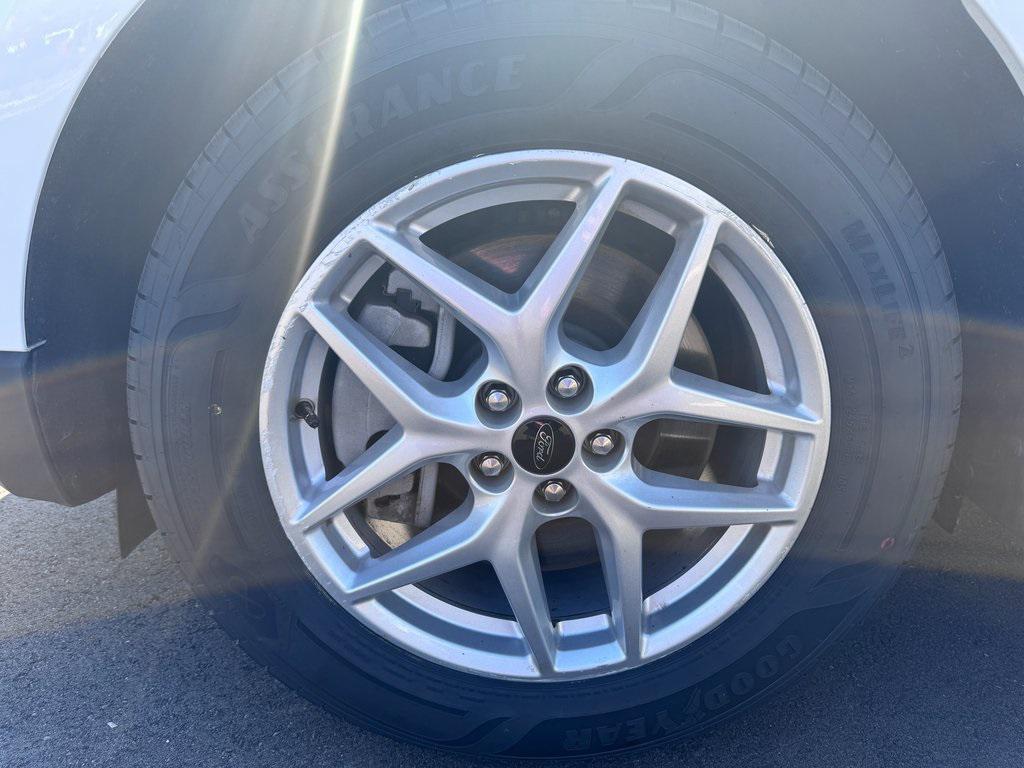 used 2024 Ford Edge car, priced at $24,397