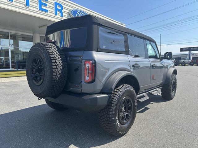 new 2024 Ford Bronco car, priced at $61,677